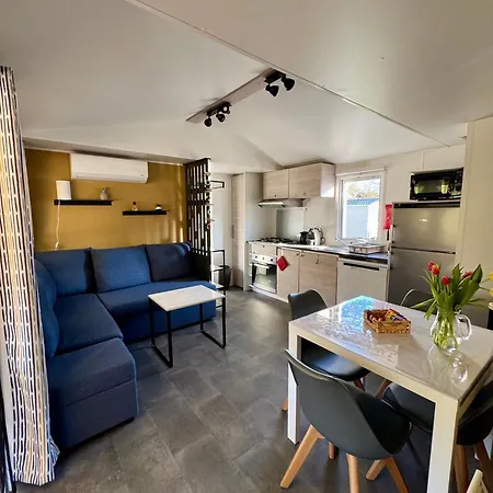 Mobil-home A Pied - 4 Etoiles